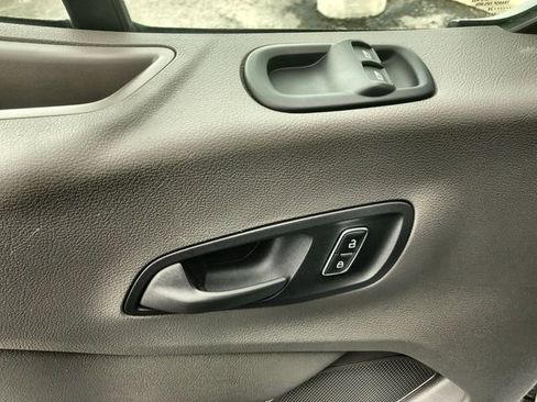 Used 2024 Ford Transit 350 XLT image 13