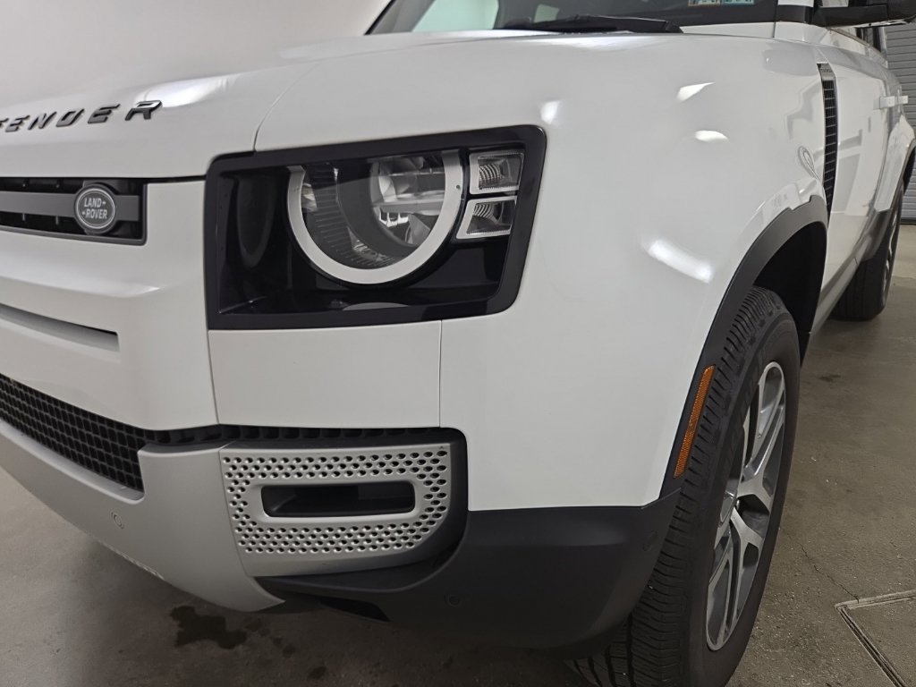 Certified 2023 Land Rover Defender 110 S AWD/4WD image 29