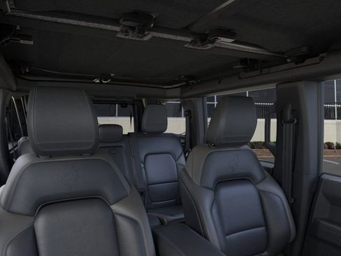 New 2025 Ford Bronco Outer Banks image 12