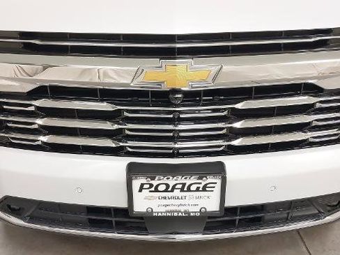 New 2026 Chevrolet Suburban Premier w/ Sun And Tow Package image 31