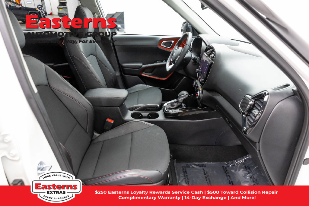 Used 2023 Kia Soul GT-Line FWD image 25