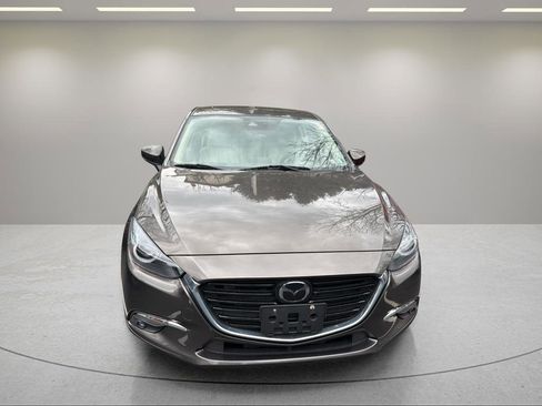 Used 2018 MAZDA MAZDA3 Grand Touring w/ Premium Equipment Package image 2