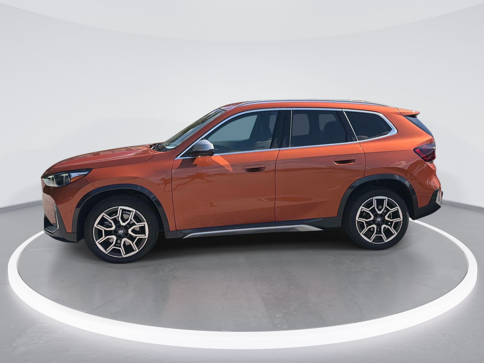Used 2023 BMW X1 xDrive28i w/ Convenience Package AWD/4WD image 6
