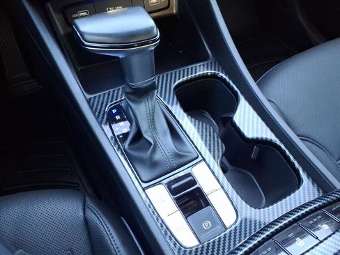 Used 2022 Hyundai Santa Cruz Limited image 25