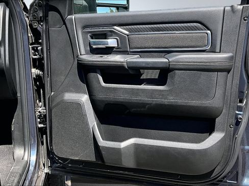 Certified 2026 RAM 2500 Big Horn AWD/4WD image 15