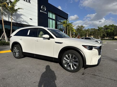 New 2026 MAZDA CX-90 3.3 Turbo w/ Preferred Package AWD/4WD image 6