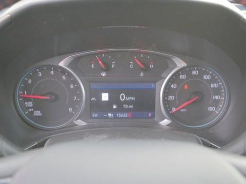 Used 2022 Chevrolet Equinox RS w/ Infotainment Package image 23