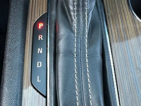 Used 2018 GMC Acadia SLE FWD image 37