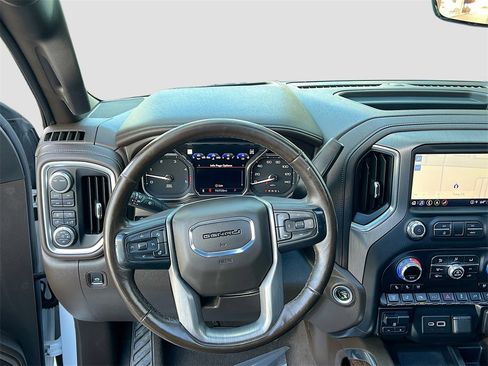 Used 2021 GMC Sierra 2500 Denali w/ Denali Ultimate Package image 24