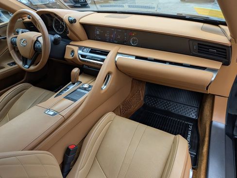 Used 2021 Lexus LC 500 Convertible w/ Touring Package RWD image 38