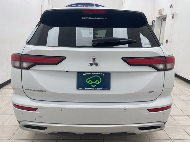 Used 2023 Mitsubishi Outlander SE Black Edition AWD/4WD image 8