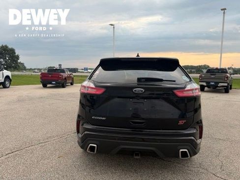Used 2020 Ford Edge ST w/ Equipment Group 401A AWD/4WD image 12