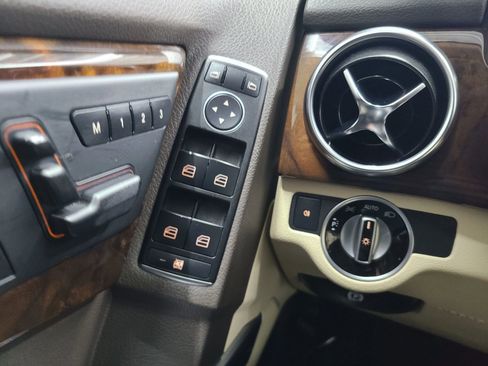 Used 2014 Mercedes-Benz GLK 350 GLK 350 4MATIC Sport Utility 4 image 27