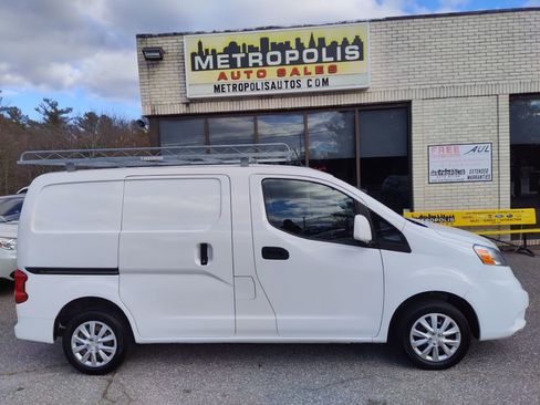 Used 2020 Nissan NV200 SV w/ Back Door Glass Package image 1
