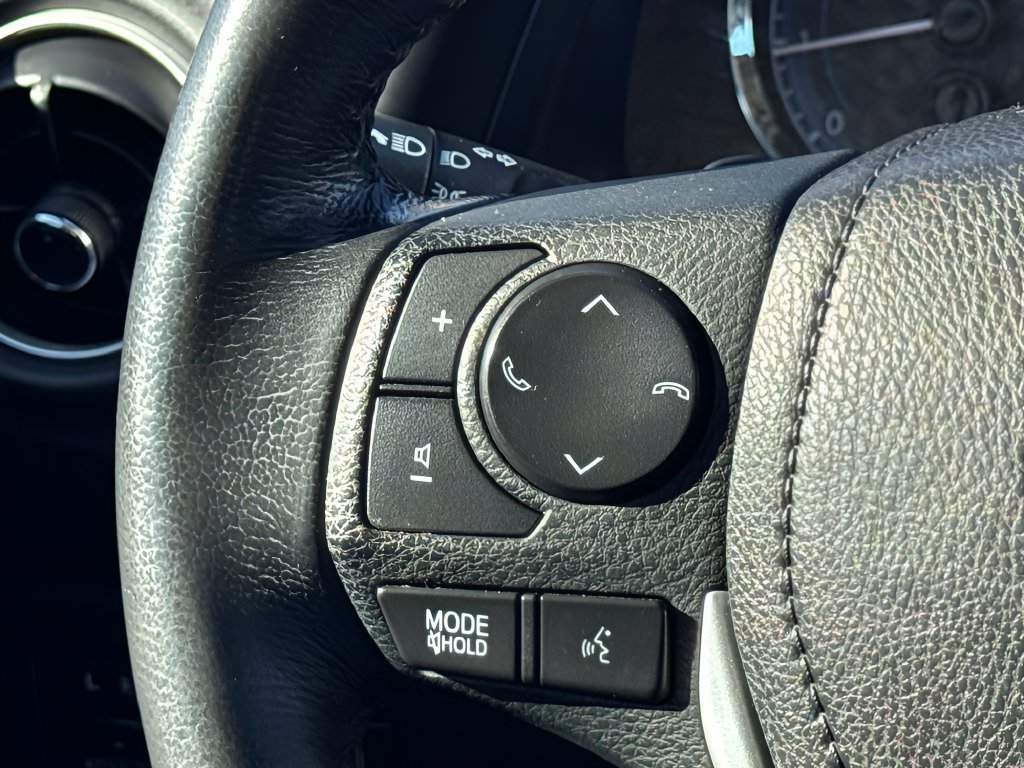 Used 2019 Toyota Corolla SE FWD image 14