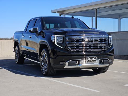 Used 2024 GMC Sierra 1500 Denali Ultimate image 10