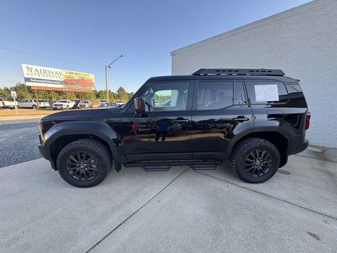 Used 2025 Toyota Land Cruiser 1958 image 2