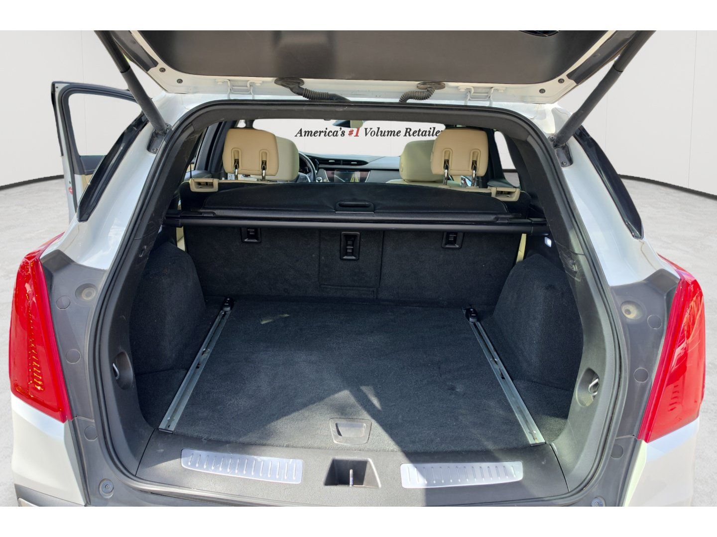 Used 2019 Cadillac XT5 Premium Luxury FWD image 24