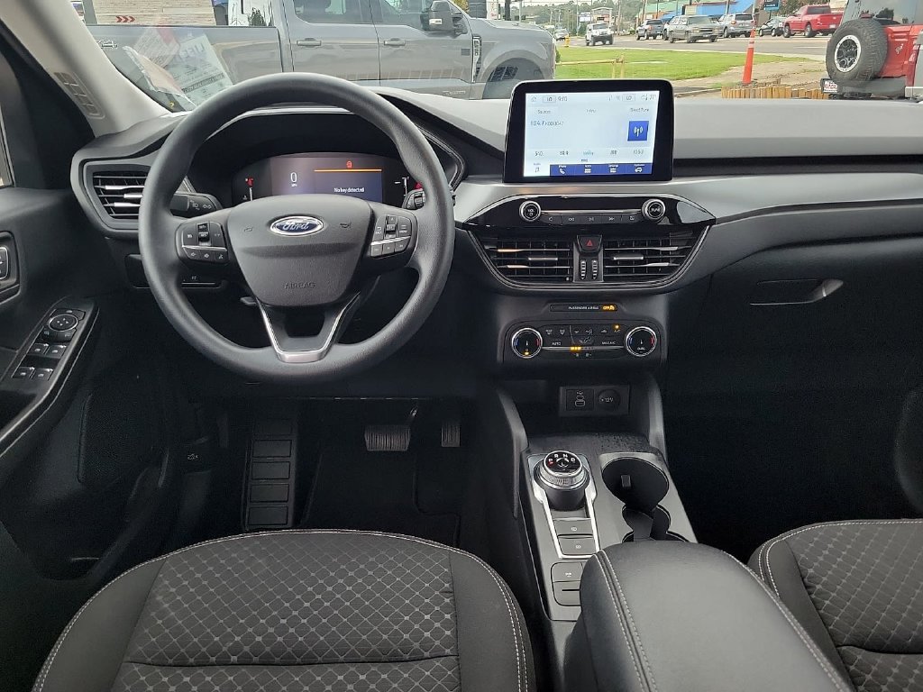 Used 2025 Ford Escape Active AWD/4WD image 11