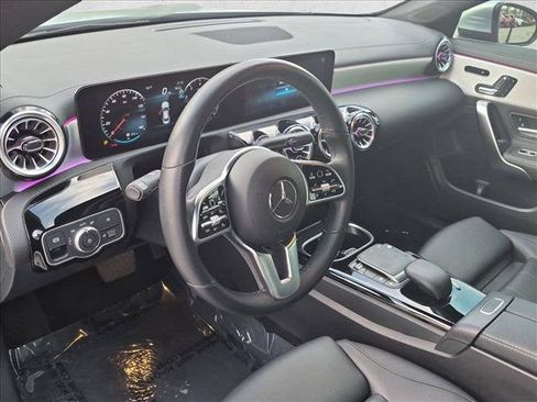 Used 2023 Mercedes-Benz CLA 250 image 10