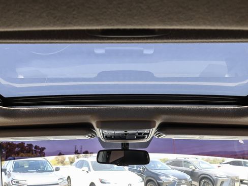 Used 2018 Toyota 4Runner SR5 Premium RWD image 12