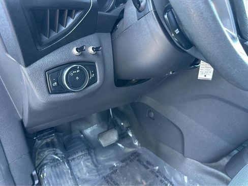 Used 2015 Ford Transit Connect XL image 28