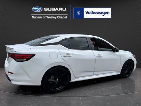 Used 2022 Nissan Sentra SR w/ Lighting Package FWD image 7