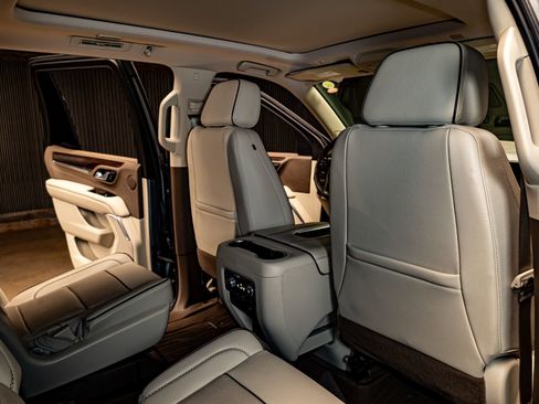 Used 2021 GMC Yukon Denali image 27