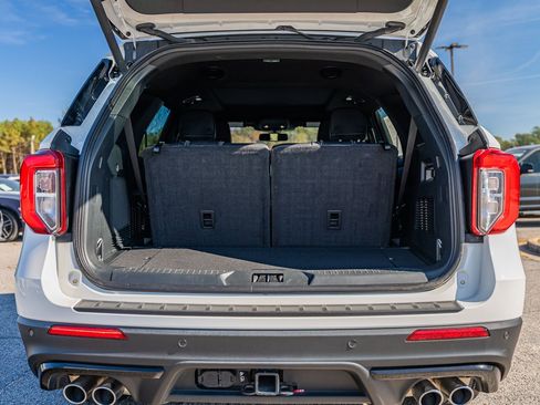 Certified 2024 Ford Explorer ST w/ Equipment Group 401A image 15