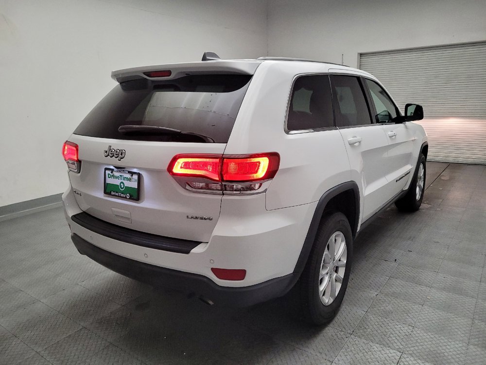 Used 2022 Jeep Grand Cherokee Laredo X AWD/4WD image 9