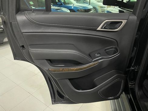 Used 2019 GMC Yukon Denali image 17