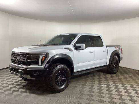 Used 2025 Ford F150 Raptor AWD/4WD image 5
