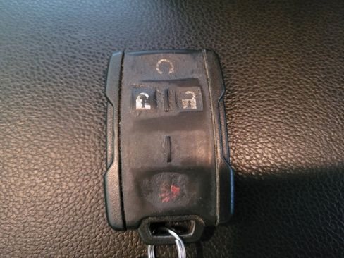 Used 2019 Chevrolet Colorado LT w/ LT Convenience Package RWD image 32