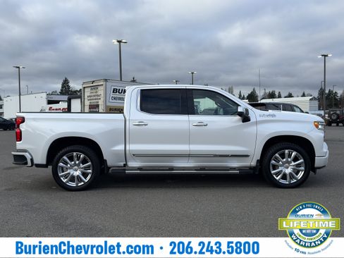 Used 2022 Chevrolet Silverado 1500 High Country w/ High Country Premium Package image 6