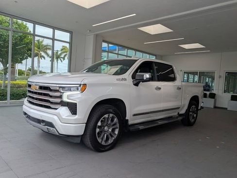 Certified 2022 Chevrolet Silverado 1500 High Country image 3