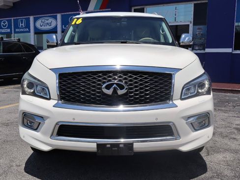 Used 2016 INFINITI QX80 4WD w/ Deluxe Technology Package image 8