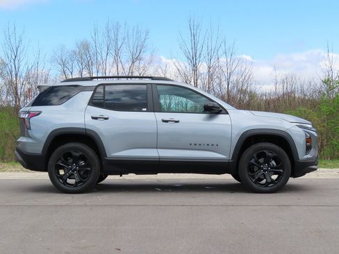 New 2026 Chevrolet Equinox LT w/ Midnight Edition AWD/4WD image 2