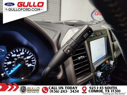 Used 2020 Ford F350 Lariat w/ Chrome Package image 27