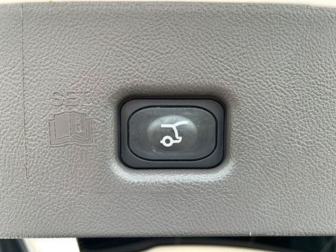 Certified 2023 Lincoln Nautilus Reserve AWD/4WD image 22