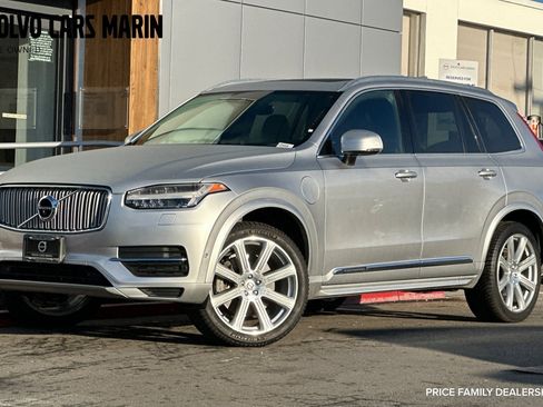 Used 2017 Volvo XC90 T8 Inscription w/ Vision Package image 1