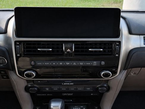 Used 2022 Lexus GX 460 Premium w/ Premium Plus Package AWD/4WD image 14