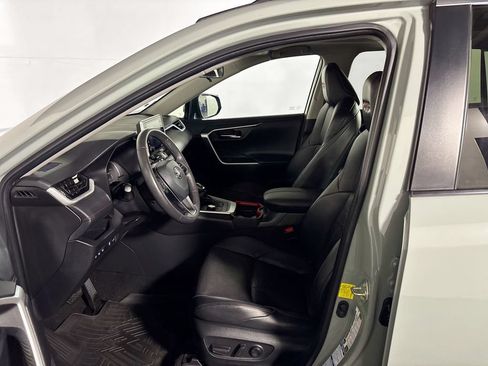 Used 2021 Toyota RAV4 TRD Off-Road w/ TRD Off-Road Weather Package AWD/4WD image 11