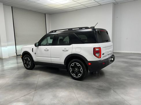 Used 2025 Ford Bronco Sport Outer Banks w/ Outer Banks Tech Package+ AWD/4WD image 6