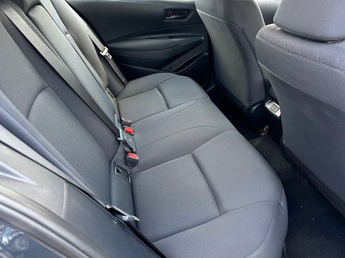 Used 2023 Toyota Corolla LE image 23