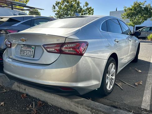 Used 2022 Chevrolet Malibu LT FWD image 5