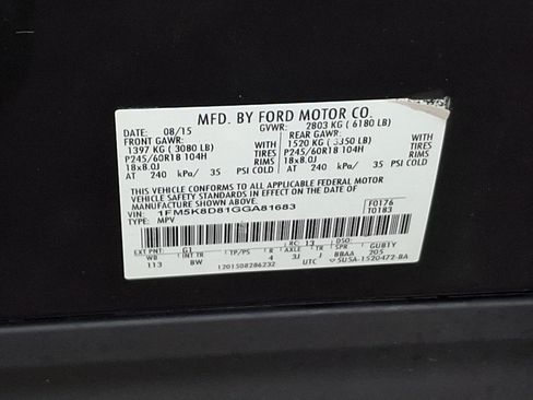 Used 2016 Ford Explorer XLT w/ Equipment Group 202A AWD/4WD image 28