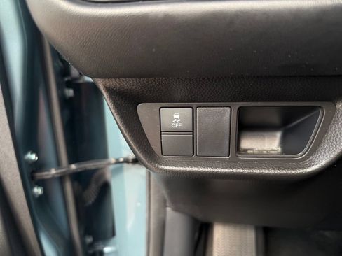 Used 2025 Honda HR-V EX-L image 21
