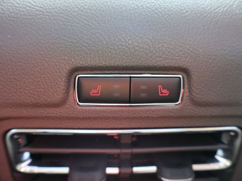 Used 2021 Lincoln Corsair Reserve w/ Equipment Group 201A image 23