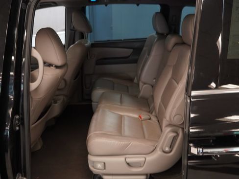 Used 2011 Honda Odyssey Touring image 21
