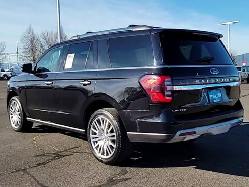 Used 2024 Ford Expedition Limited image 6